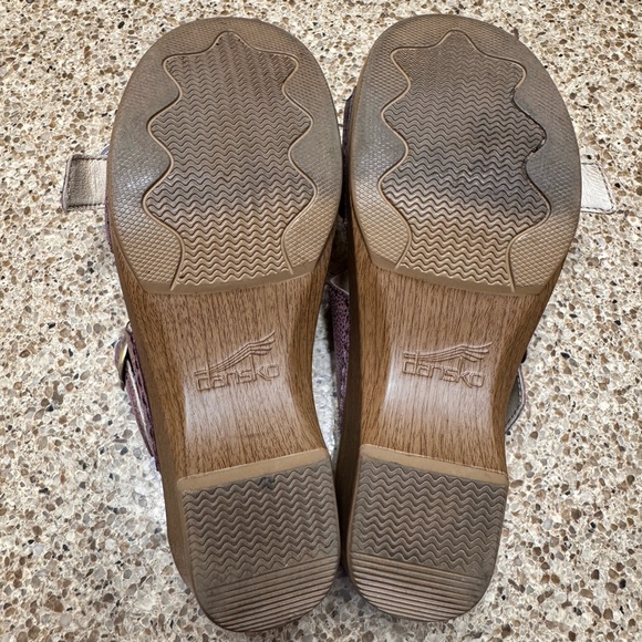 Dansko Sophie Metallic Purple Sandals - Picture 11 of 13